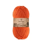 Kartopu Melange Wool el örgü ipliği, %80 akrilik ve %20 yün karışımından üretilmiş, 100 gramlık ve 170 metre uzunluğunda yumuşak dokulu iplik. Kazak, yelek, hırka, atkı, bere gibi örgü projelerinde kullanılabilecek ideal bir ip.