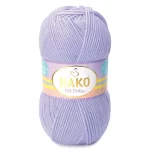 Nako Elit Baby: %100 Premium Anti Pill Akrilik içeriğiyle tüylenme yapmayan, yumuşak ve dayanıklı bir ipliktir. Bebekler ve alerjik ciltler için güvenle tercih edilebilir. 100 gr, 250 m uzunluğunda olup 3.5-4 mm şiş ve 2 mm tığ ile idealdir.