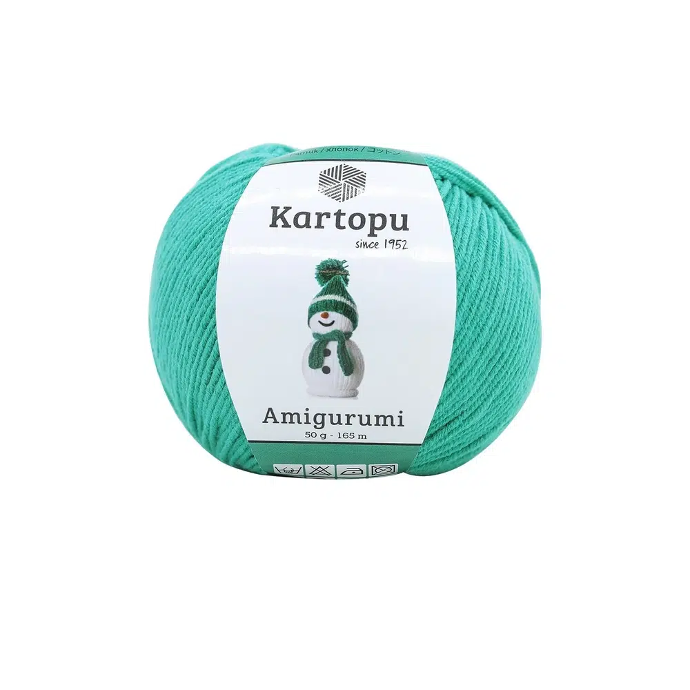 kartopu-amigurumi-k418 Kartopu Amigurumi: Yaratıcılığınıza renk katın! 52 renk seçeneğiyle sevimli projelerinizi öne çıkarın. Yumuşak dokusu ve kullanım kolaylığıyla dikkat çeker.