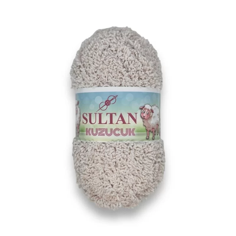 Sultan Kuzucuk Anakuzusu İpi ile örülen projeler, sıcak renkleri ve yumuşak dokusuyla dikkat çekiyor. El yapımı çantalar ve sevimli amigurumi oyuncaklar için ideal bir tercih!
