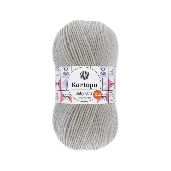 Bebekler ve alerjik cilde sahip bireyler için özel olarak tasarlanmıştır. Tüylenmeyen ve yumuşak bir iplik arıyorsanız, Kartopu baby one tam size göre!